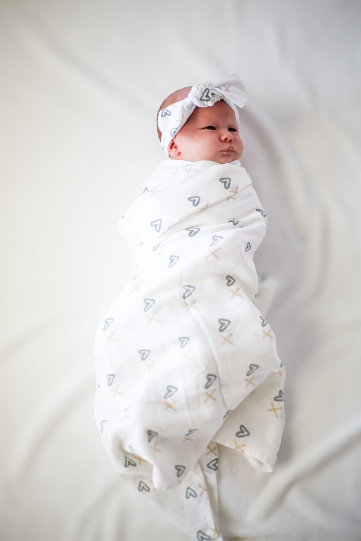 XOXO Newborn Bundle - CARLOMAR