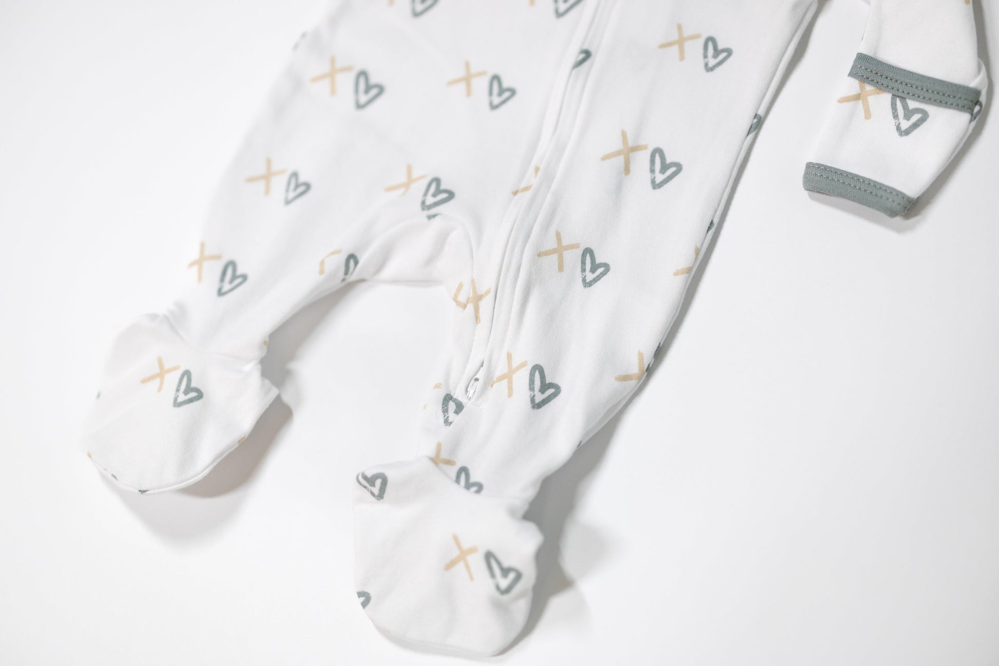 XOXO - Two Way Zipper Organic Cotton Sleep & Play Pajamas - CARLOMAR