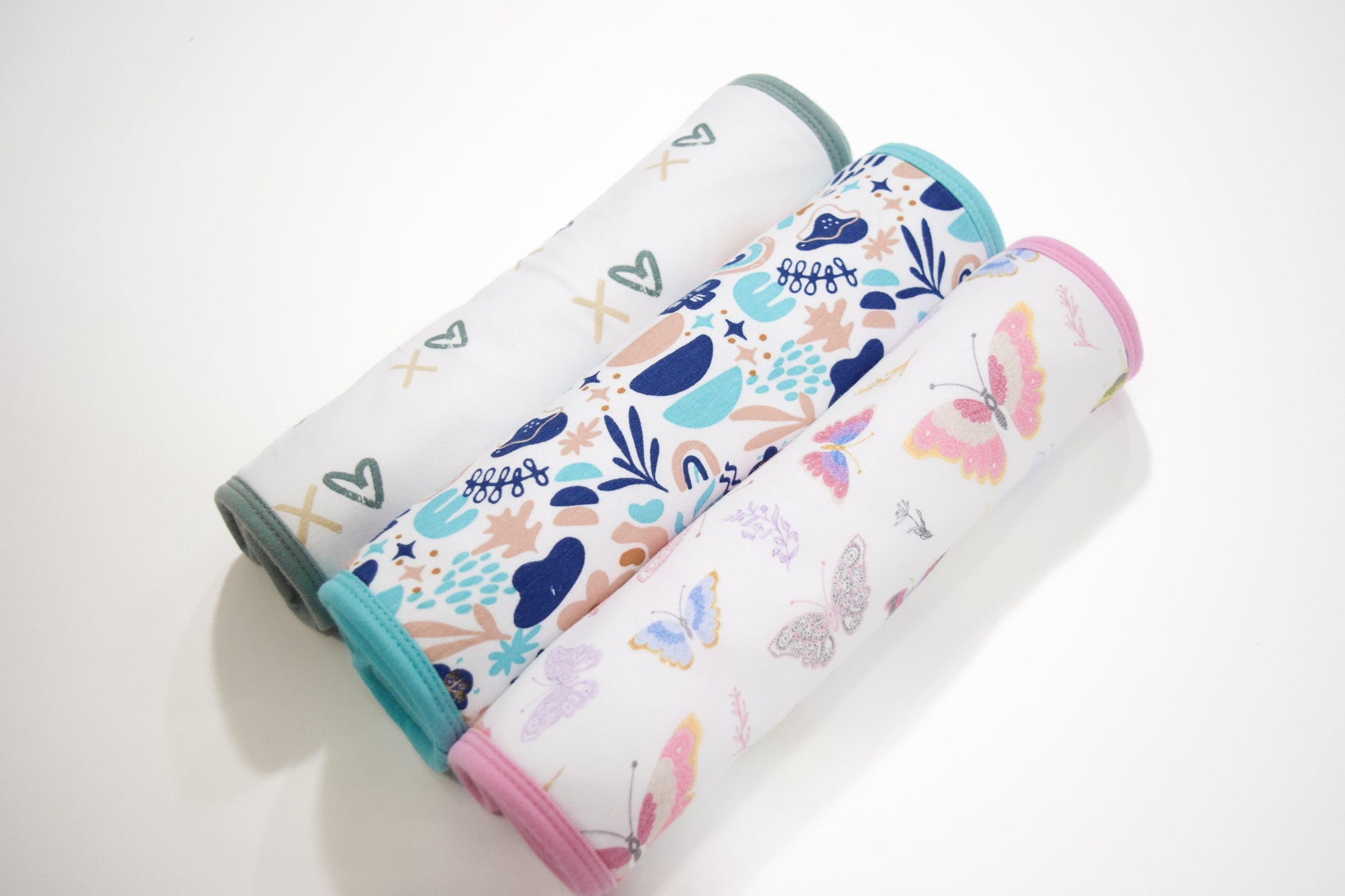 Premium Organic Cotton Burp Cloth Set 3-Pack (Girls) - CARLOMAR