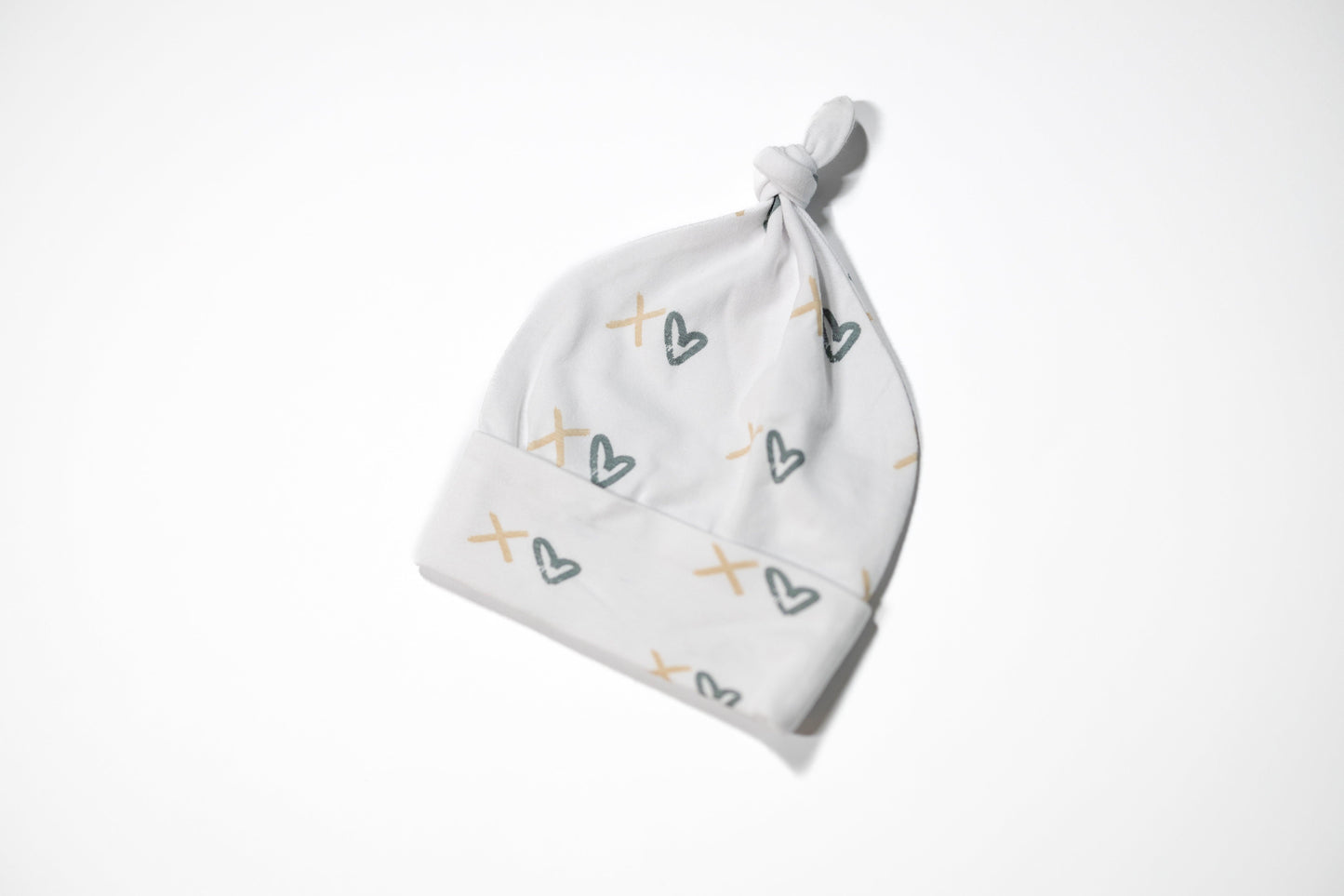 XOXO - Organic Cotton Baby Top Knot Hat - CARLOMAR